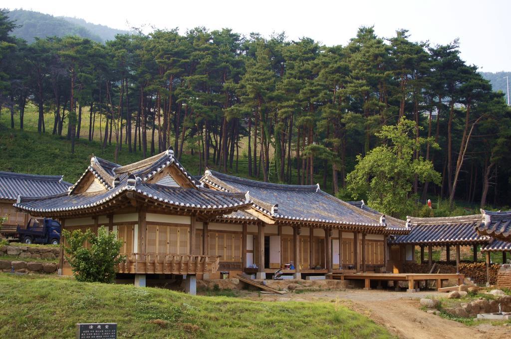 מלון Boseong Korean Traditional House - Chungnokdang מראה חיצוני תמונה