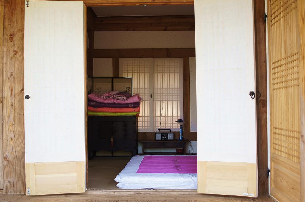 מלון Boseong Korean Traditional House - Chungnokdang חדר תמונה