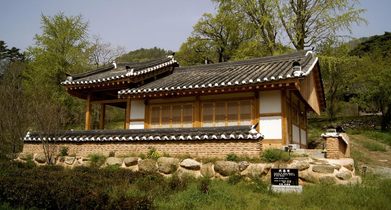 מלון Boseong Korean Traditional House - Chungnokdang מראה חיצוני תמונה