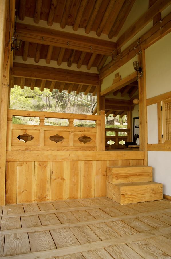 מלון Boseong Korean Traditional House - Chungnokdang מראה חיצוני תמונה